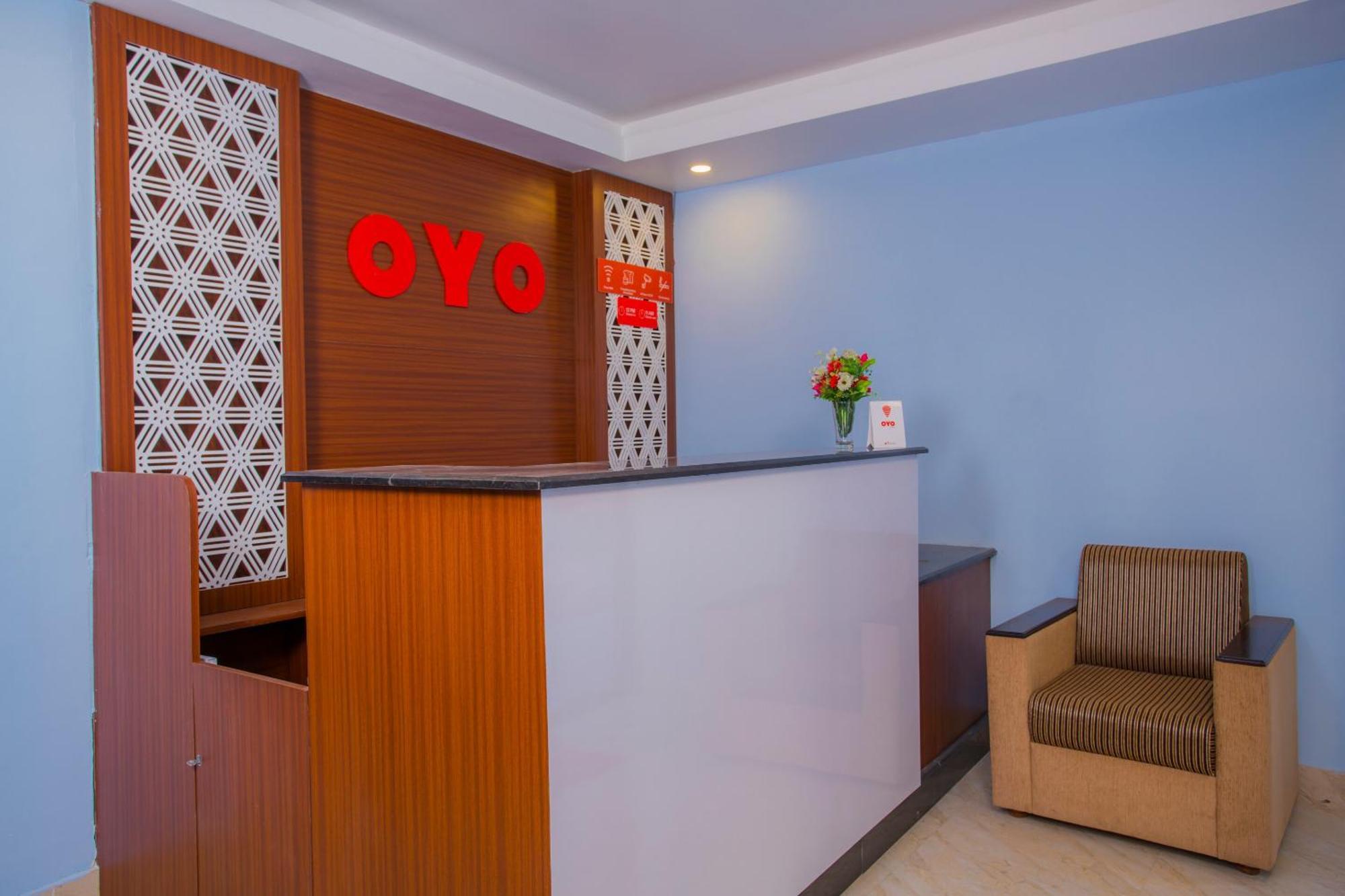 Oyo 273 Hotel Rara Palace Kathmandu Exterior photo